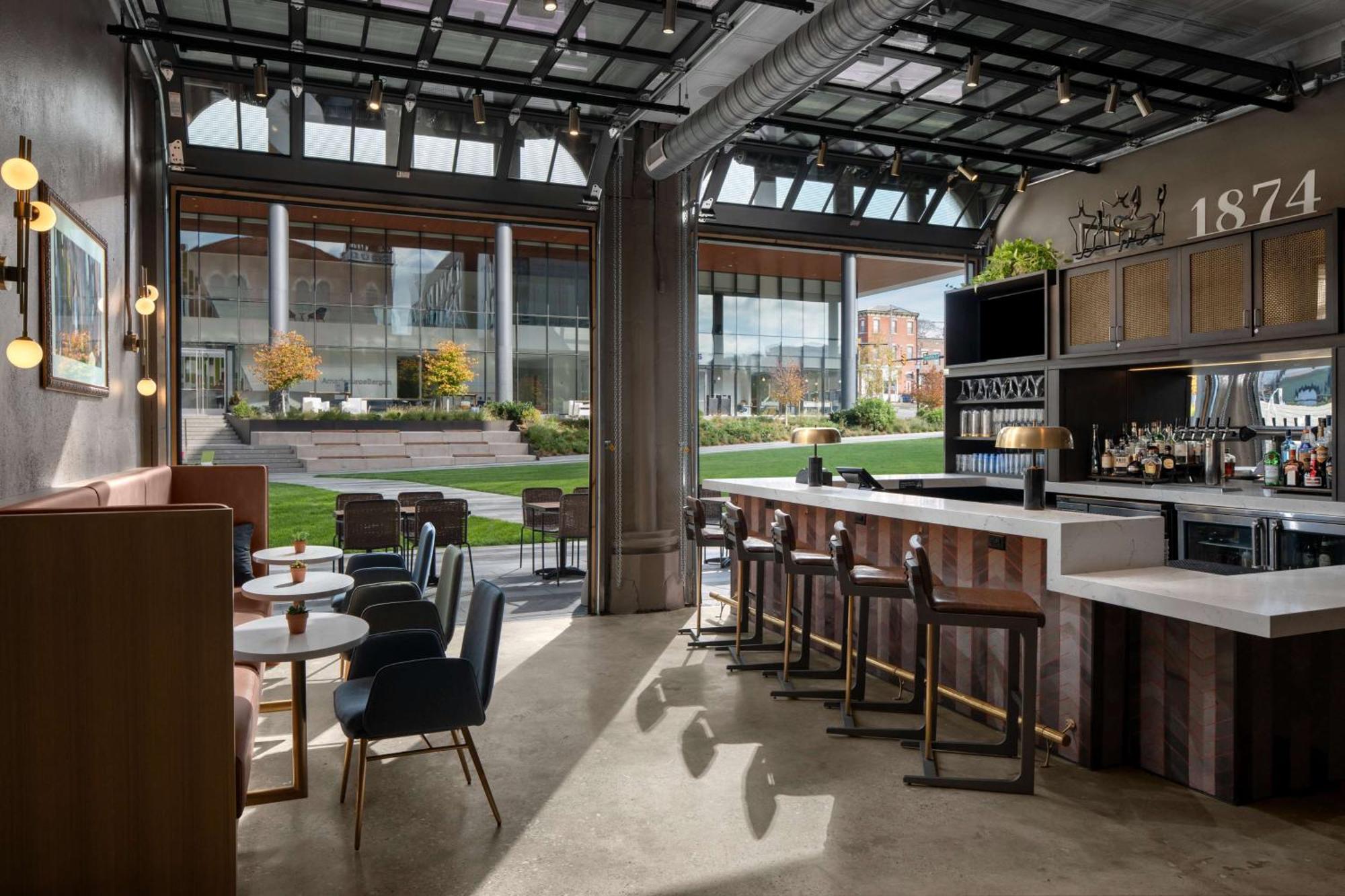 Hotel West & Main Conshohocken, Tapestry Collection Hilton Exterior foto